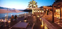 Pheia, Vriniotis Resorts Hotel a Patronikoleika