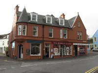Knap Guest House - 4-Star