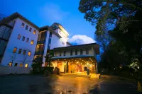 Ryokan Seishounagon Hotel di Tsu
