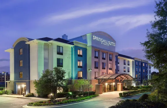 里士滿西北萬豪SpringHill酒店