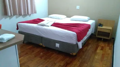 Aurora Hotel Hotels near Lar Santana