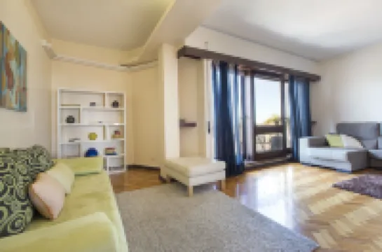 LV Premier Apartments Clerigos- RE1 Hoteles en Miragaia