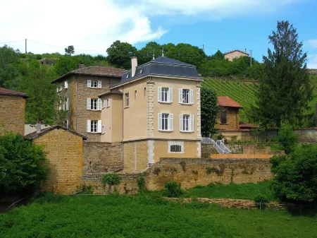 Le Clos des Fayettes Отели в г. Тезе