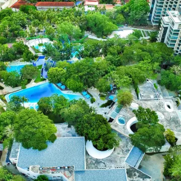 坦布里海濱水療度假村 鄰近Freedive101的酒店