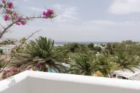Pnoi Hotel - Mountain view