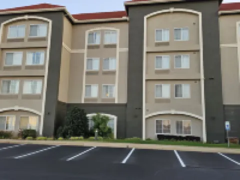 La Quinta Inn & Suites by Wyndham Lawton / Fort Sill Hotels in Lawton