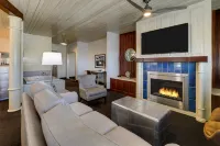 Stoney Creek Hotel Tulsa - Broken Arrow Hotels in Broken Arrow