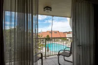 Travelodge by Wyndham Monterey Bay Hotel a Monterey County