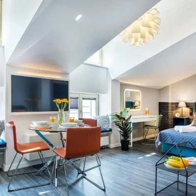 克拉特夫中央公寓酒店 鄰近歷史之地的酒店