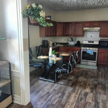 Fada Guest House 281 Ridgewood Ave Newark, New Jersey Near Ewr Airport