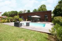 Les Crays de Levigny Hotels in Charnay-lès-Mâcon