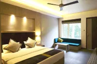 Kingston Resort Hotels in Kanpur