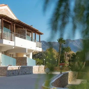 Grand Blue Beach Hotel