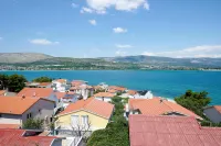 Apartmani Knezovic - Homestays