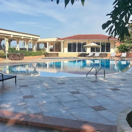 The Country Lodge Hotel
