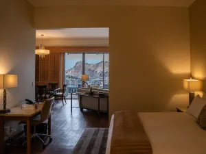 Garden of the Gods Resort & Club