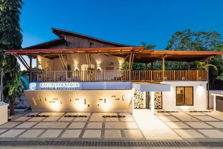 Cafe Playa Negra Hotel