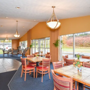 Monticello Inn- Framingham/ Boston