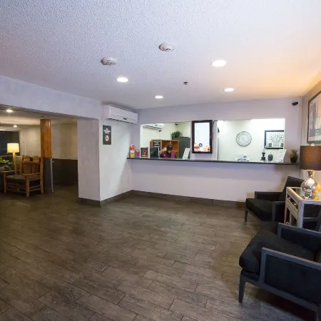 Hotel Jefe at Ojos Locos Отели рядом с достопримечательностью «Неоновый музей»