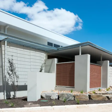 Loxton Courthouse Apartments Отели в г. Локстон