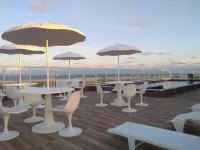 Simas Praia Hotel - Strand
