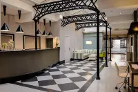 Ikonik Plaza Mercado