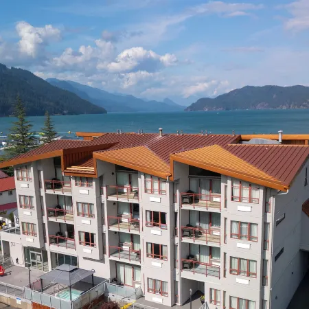 Harrison Beach Hotel