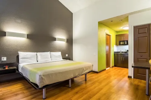 Studio 6 Cypress, CA Hotels in Cypress