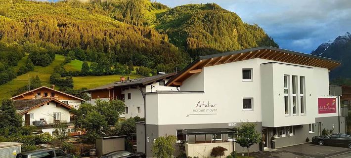 Art Apart Nomay Summercard Blick Top of Salzburg カプルーンのホテル
