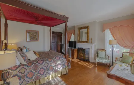 Weymouth Hall Отели в г. Натчез