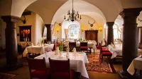 Hotel Und Restaurant Burg Schnellenberg Hotels in Lennestadt