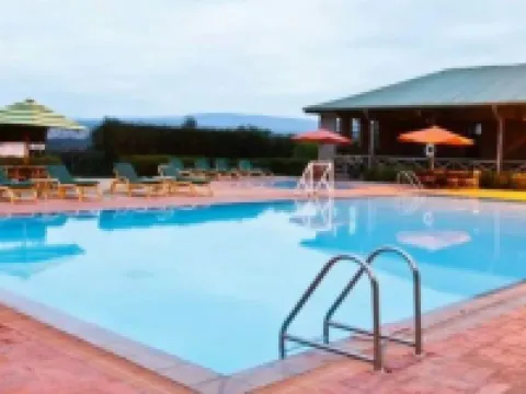 マアンゾニ ロッジ アティ・リバーのホテル