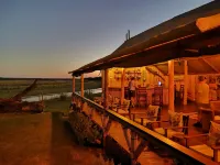 Chobe River Camp - parking