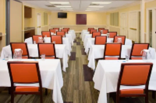 達拉斯艾迪生凱悦嘉寓酒店