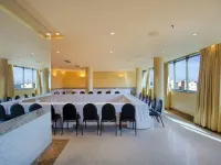 Windsor Plaza Copacabana Hotels near Leme Beach