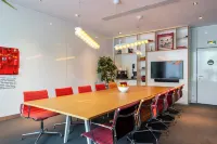 Citizenm Paris la Défense Hotels in Nanterre