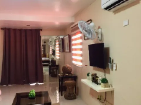 Evangeline Garden and Lodge Hotels in Silang
