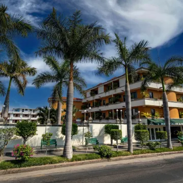 Excelaris Grand Resort Conventions & Spa