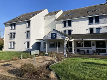 Kyriad Rouen Nord - Mont Saint Aignan Отели в г. Барантен