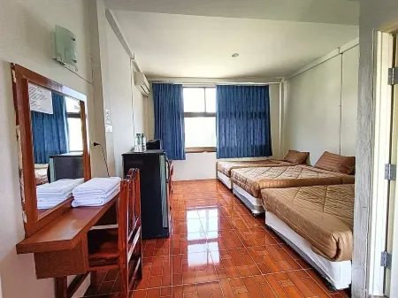 Piyaporn Hill Paradise Hotel Отели в г. Mae Sai