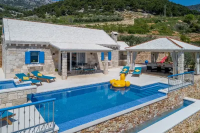 Villa Blue Sky Hotels in 