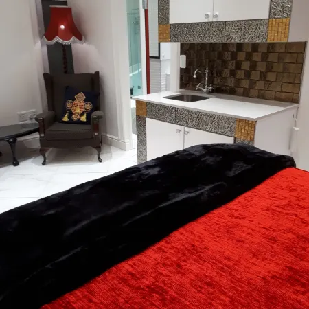 AI Adrian d'Cap Boutique Manor