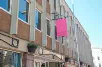Celador Apartments - Sussex House Serviced Apartments - Apartments