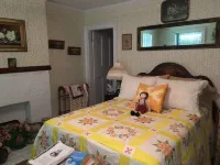 The Pratt Smith House B&B Hotels in Deerfield