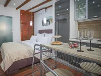 Theatre Luxury Rooms Hotels in de buurt van Old Split