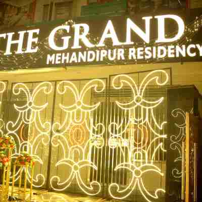 Hotel the Grand Hotel Exterior