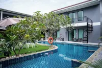 Chanakarn Resort Rawai - Pools