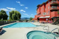Manteo at Eldorado Resort - Beach