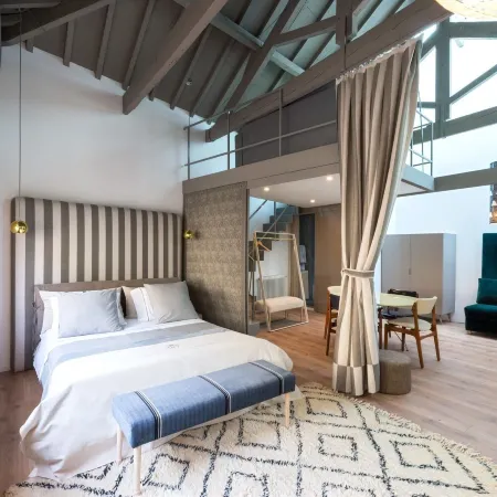 Charm Palace Porto
