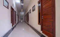 Green Homestay Syariah Hotels in Kemuning